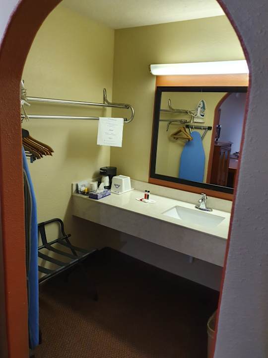 Zimmer Days Inn by Wyndham Bastrop