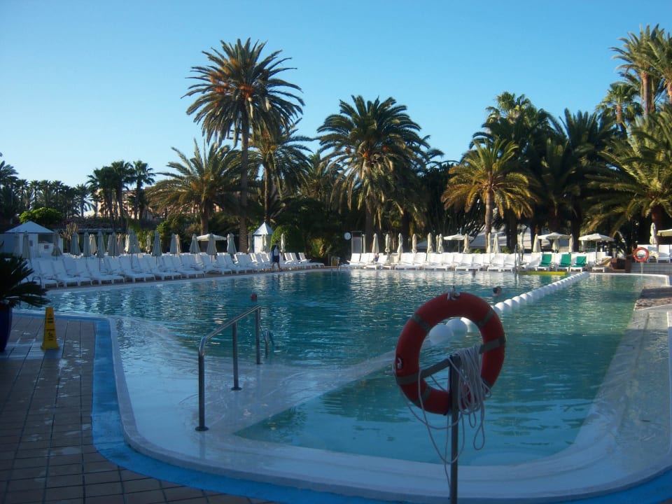 Pool Hotel Riu Palace Oasis