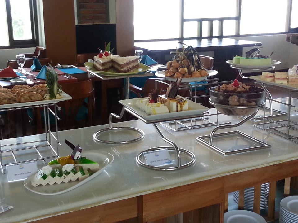 Leckere Dessert Tangerine Beach Hotel