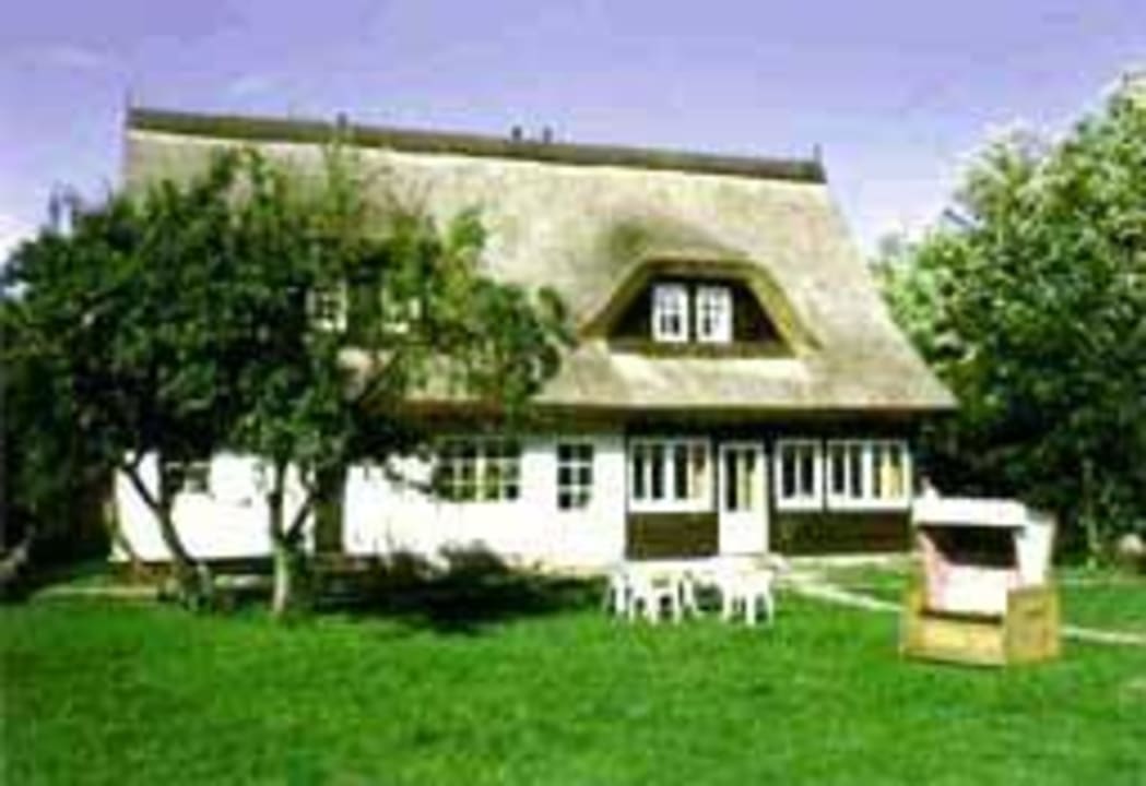 Ferienwohnungen im Reetdachhaus Ferienanlage Altes Forsthaus