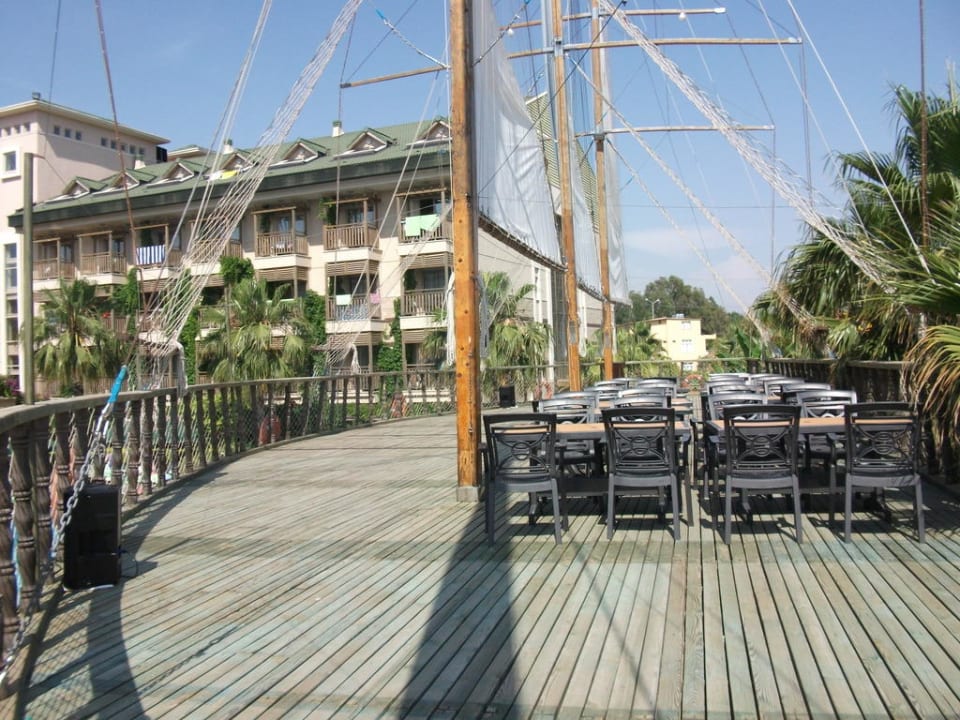 Bar Can Garden Resort