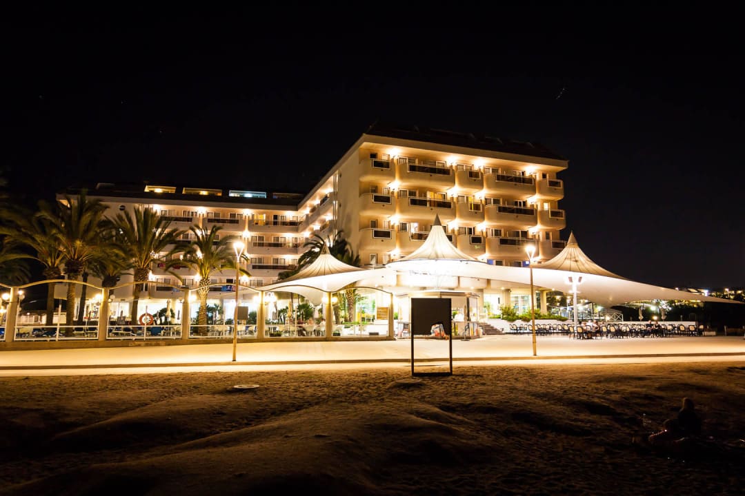 Hotel CAPRICI BEACH HOTEL & SPA