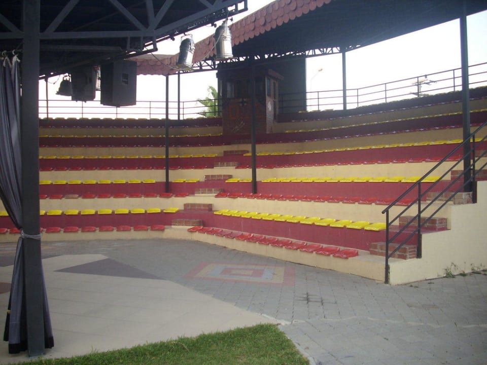 Amphitheater Hotel Orfeus Park