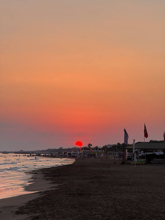 Strand Alba Queen Hotel