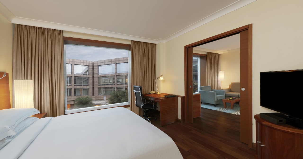 Zimmer Hilton Bangalore Embassy GolfLinks