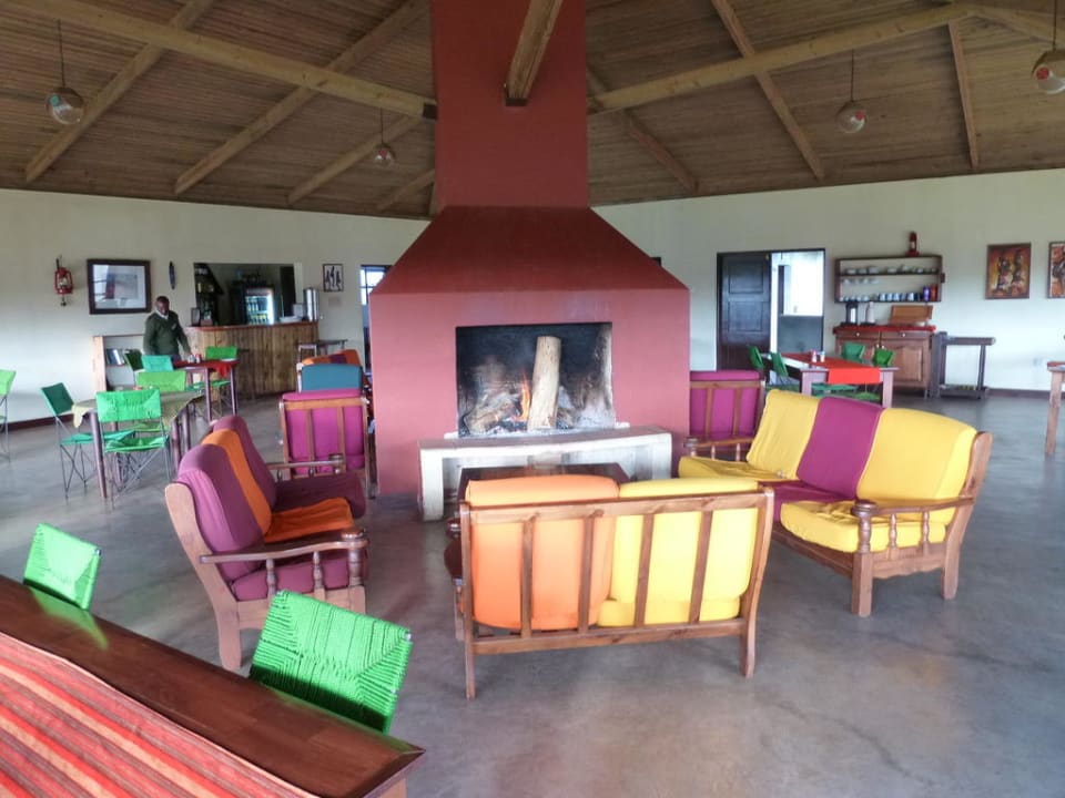 Kamin im Restaurant Rhino Lodge