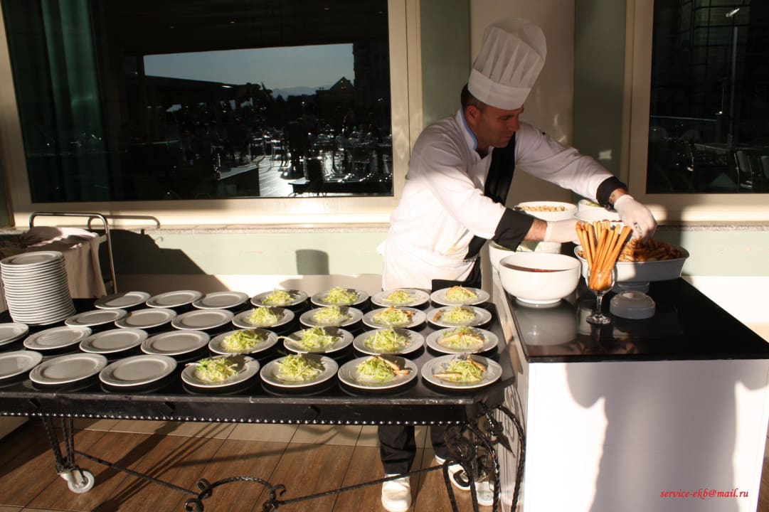 Ресторан Густо Hotel Delphin Imperial