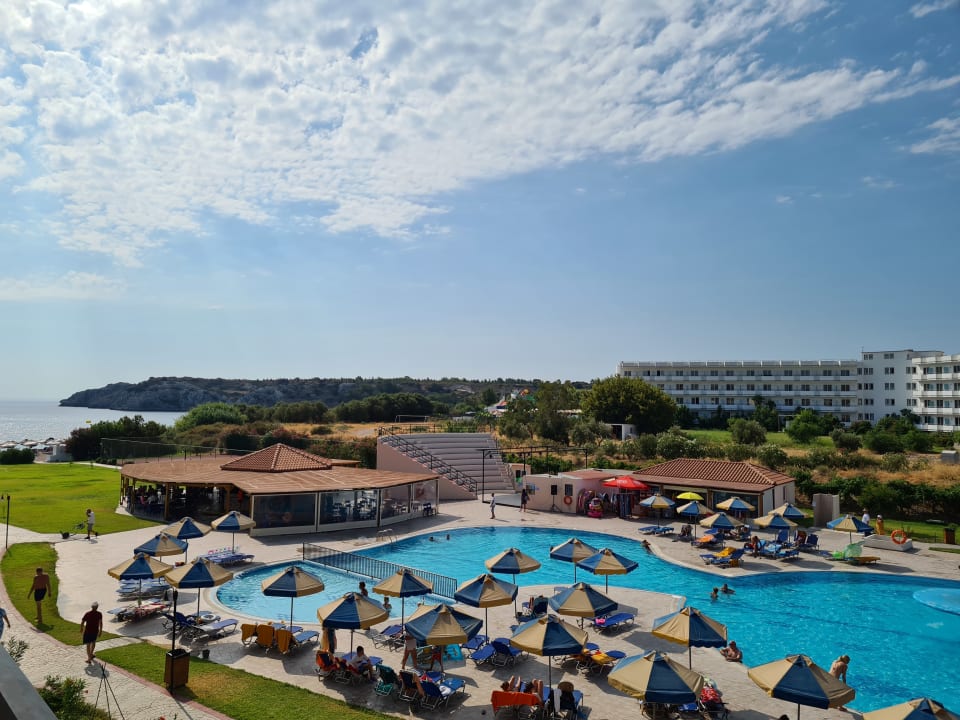 Pool Myrina Beach Hotel