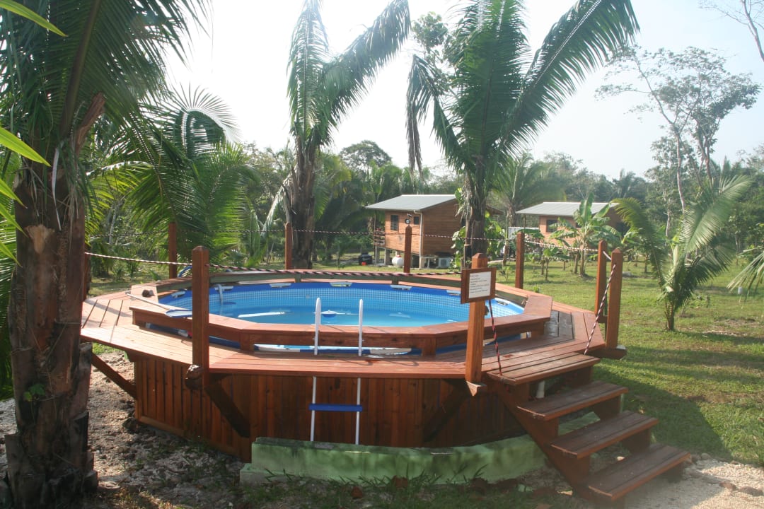 Pool The Green Valley Inn