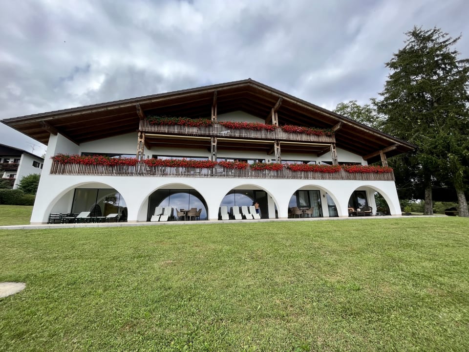 Außenansicht Hotel Gut Feuerschwendt