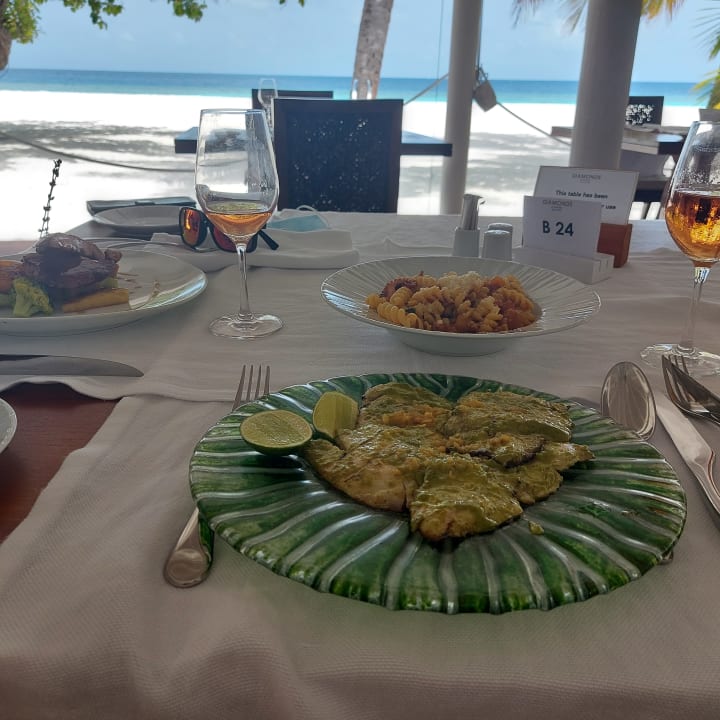 Gastro ananea Diamonds Athuruga