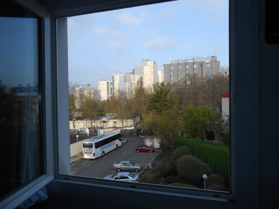Das einzigste Hotelzimmerfenster... Hotel Campanile Paris Est Bobigny