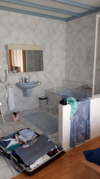 Bad im Zimmer Hotel De Ruyter