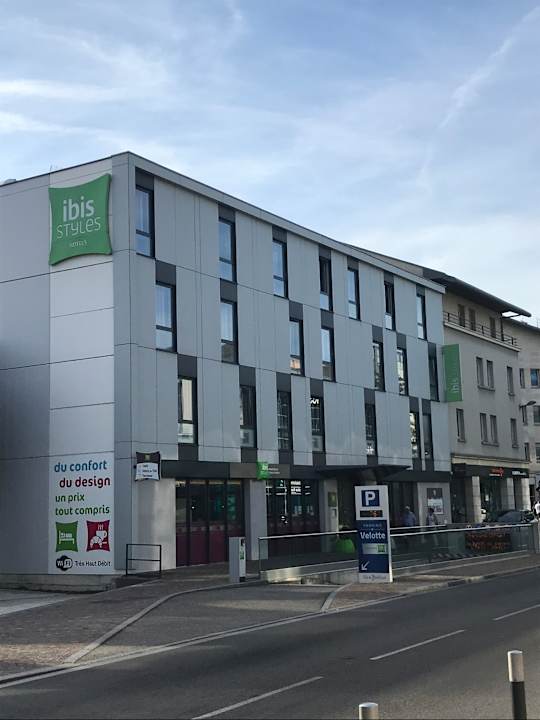 Außenansicht Ibis Styles Hotel Montbeliard