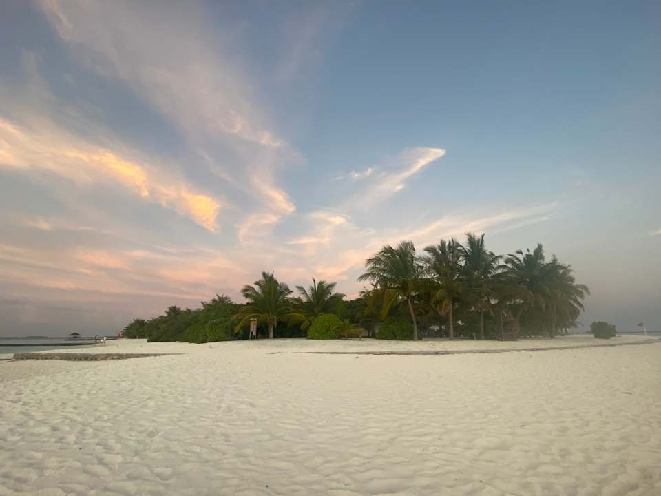Strand Adaaran Select Meedhupparu Island Resort - Premium All Inclusive