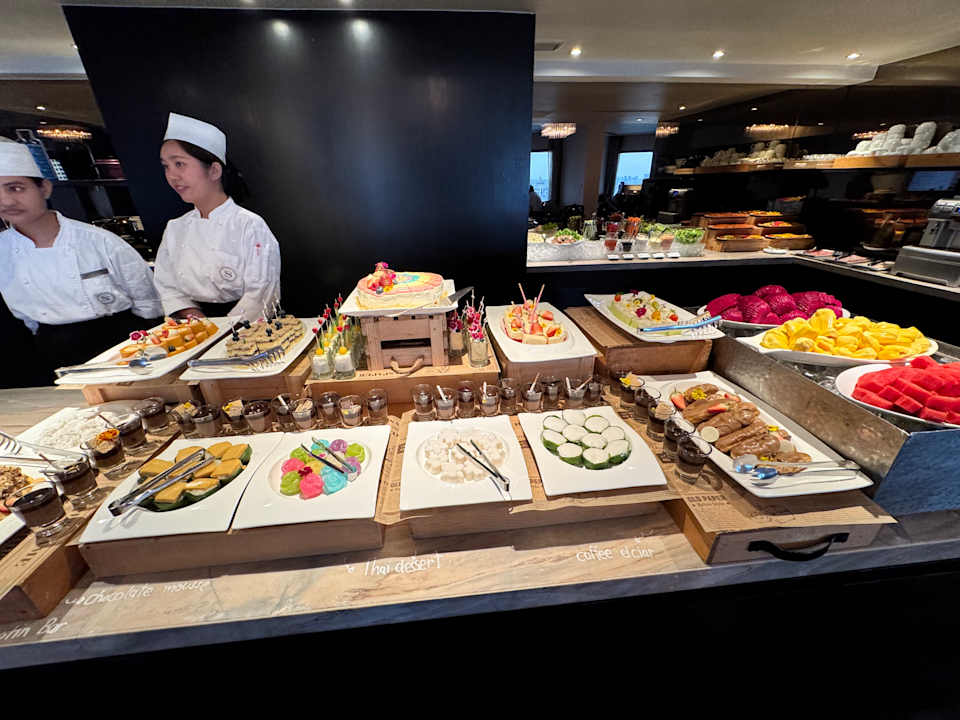 Gastro Royal Orchid Sheraton Hotel & Towers