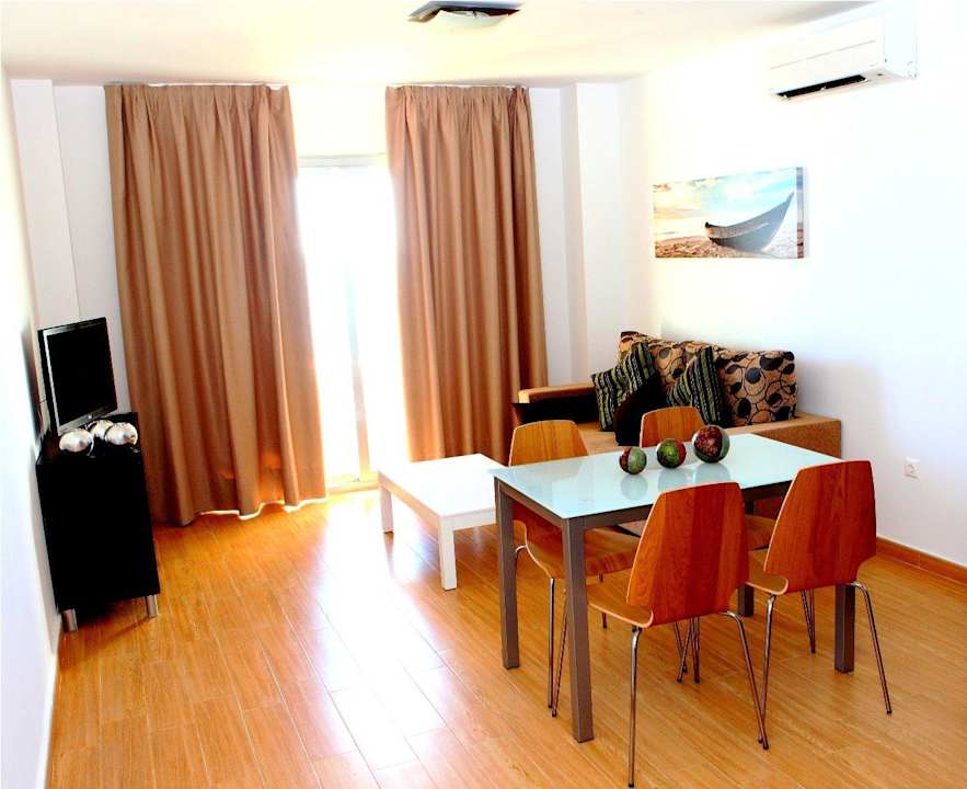 Apartment living room Aparthotel Vegasol-Playa