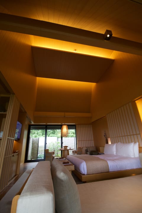 Zimmer Amanemu