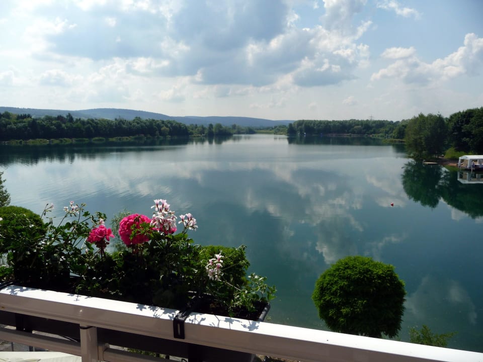 Blick vom Hotelbalkon Seehotel Niedernberg
