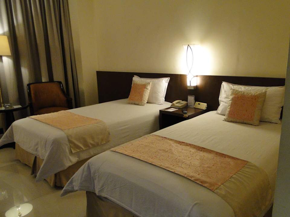Zimmer Deluxe Hotel Kedaton Bandung
