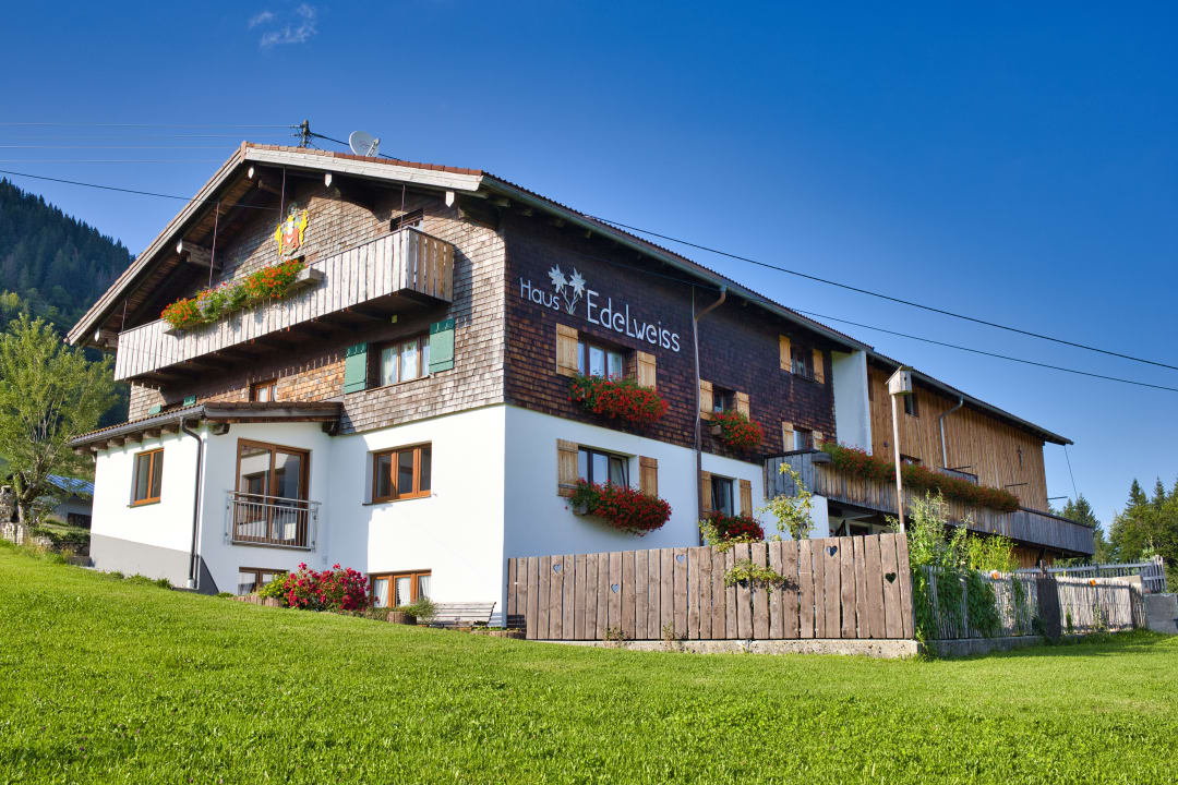 Außenansicht Bauernhof Haus Edelweiss