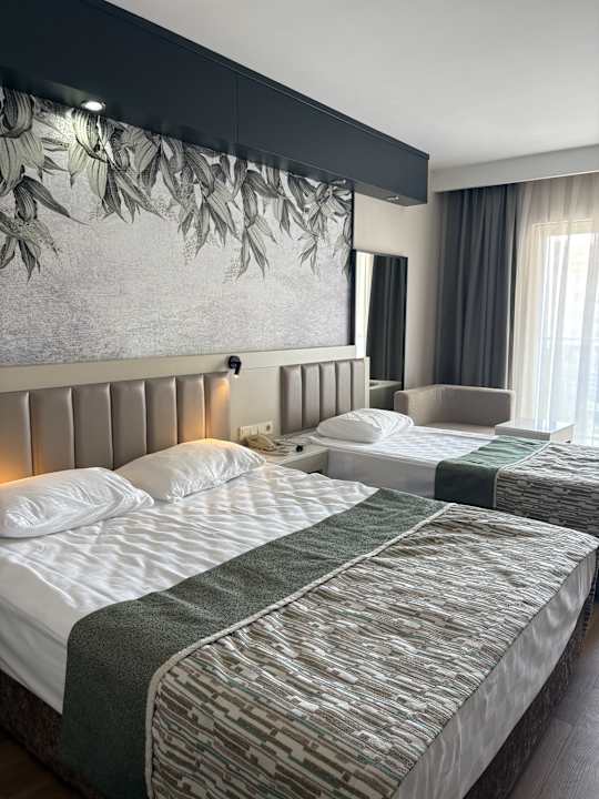 Zimmer Seaden Sea World Resort & Spa