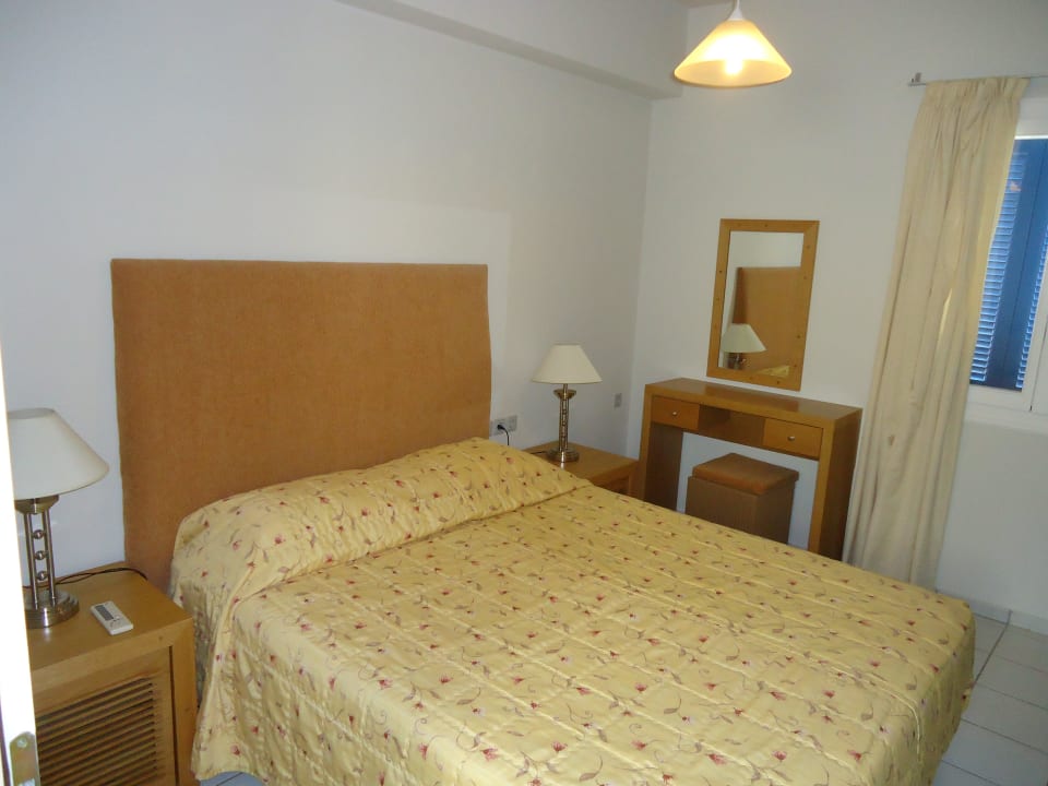Schlafzimmer Annabelle Beach Resort