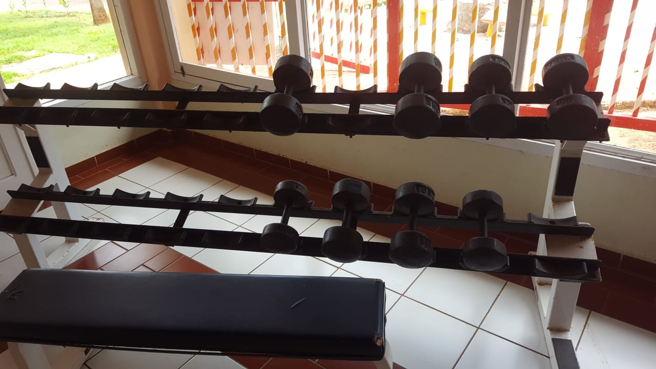 Kaputte & verrostete Fitnessgeräte  Sirenis Tropical Varadero