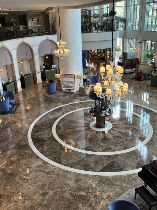 Lobby Hotel Sofitel Plaza