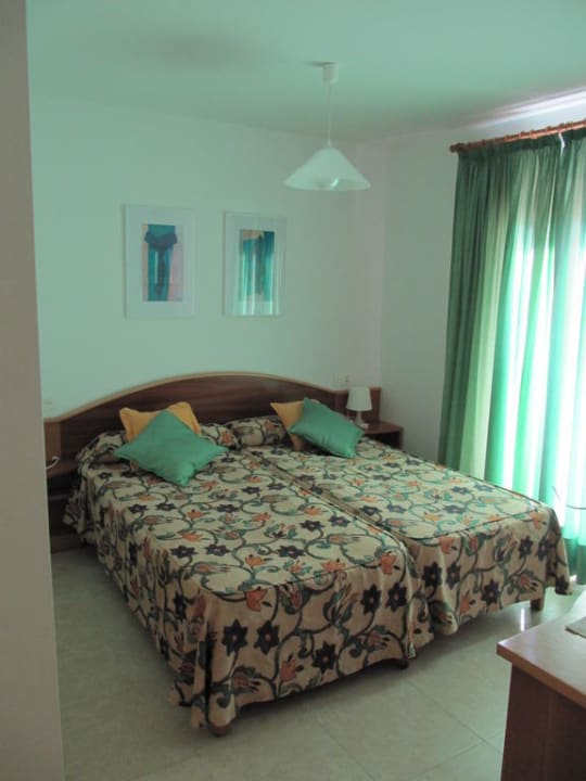 Schlafzimmer der Ferienwohnung Es Bauló Petit Hotel