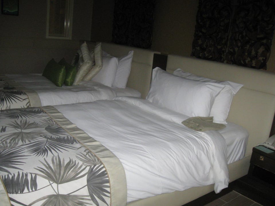 Schönes Bett Hotel Shangri-La Golden Sands Resort