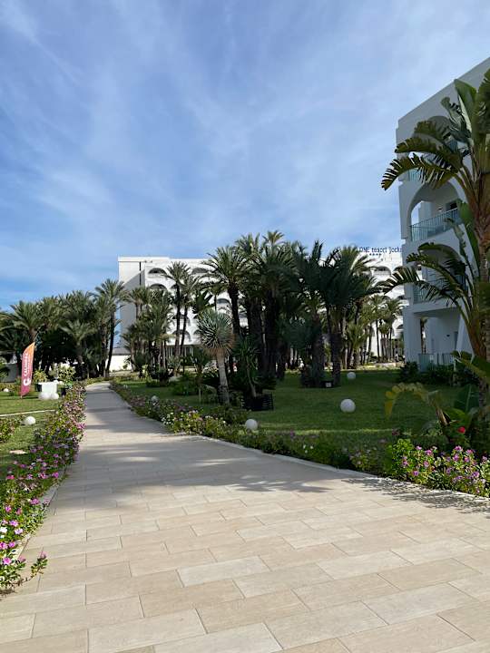 Gartenanlage Calimera One Resort Jockey