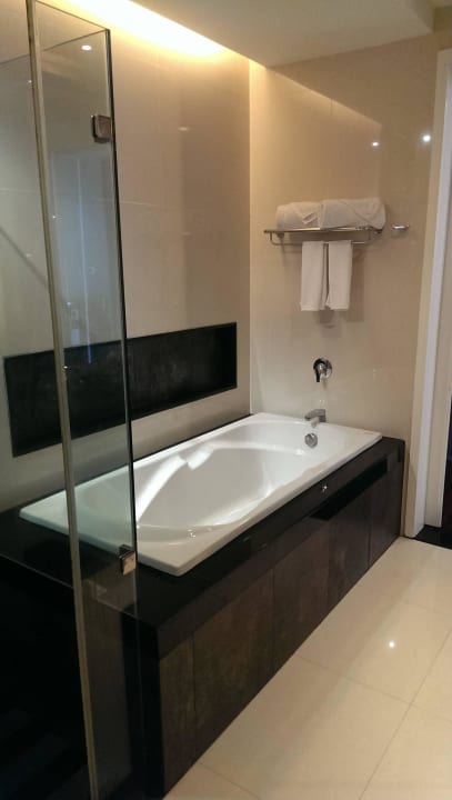 Bad Cape Panwa Hotel