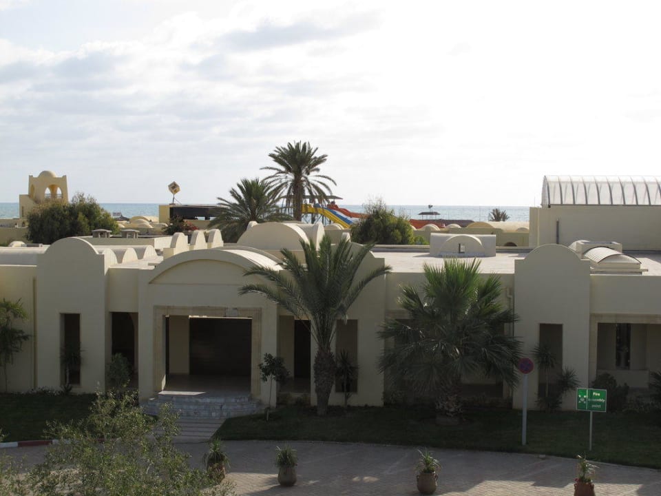 Wcześnie rano TUI MAGIC LIFE Penelope Beach