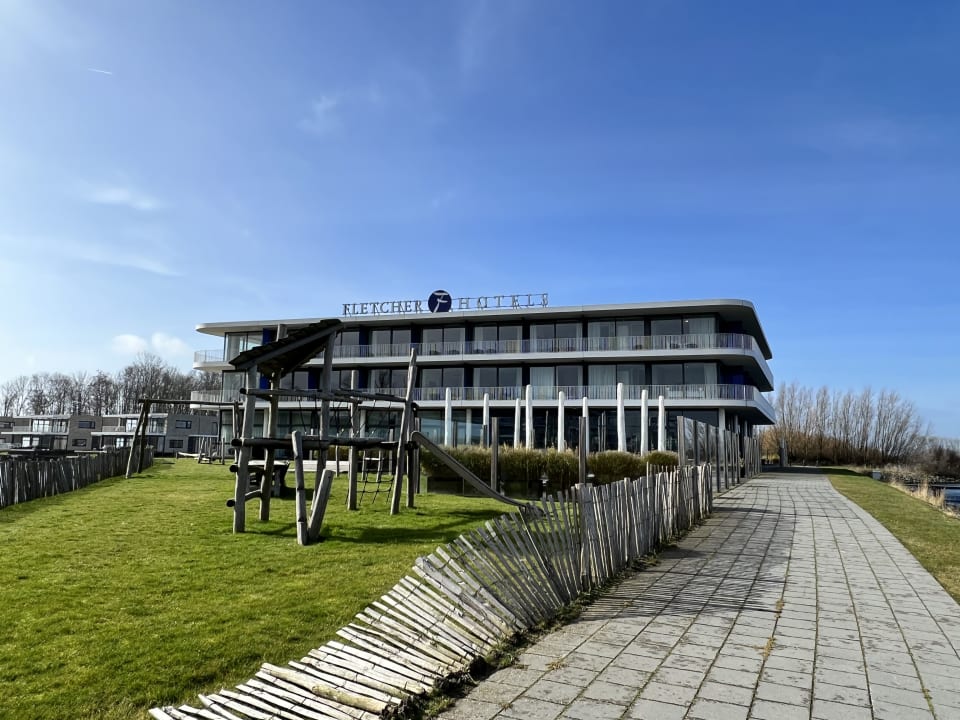 Außenansicht Fletcher Hotel-Restaurant Het Veerse Meer