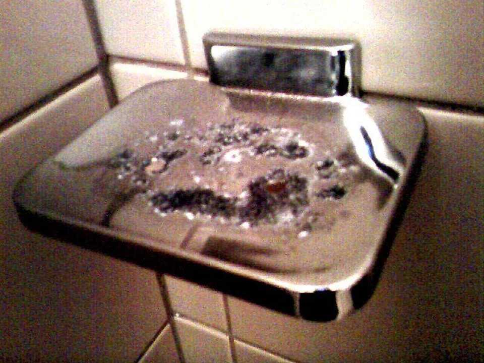 Eklige Seifenablage, wie durchgeätzt Hotel Rydl