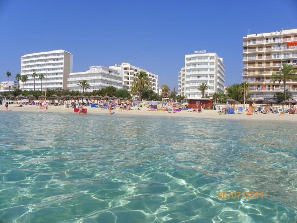 Hauptgebäude vom Strand Hipotels Don Juan