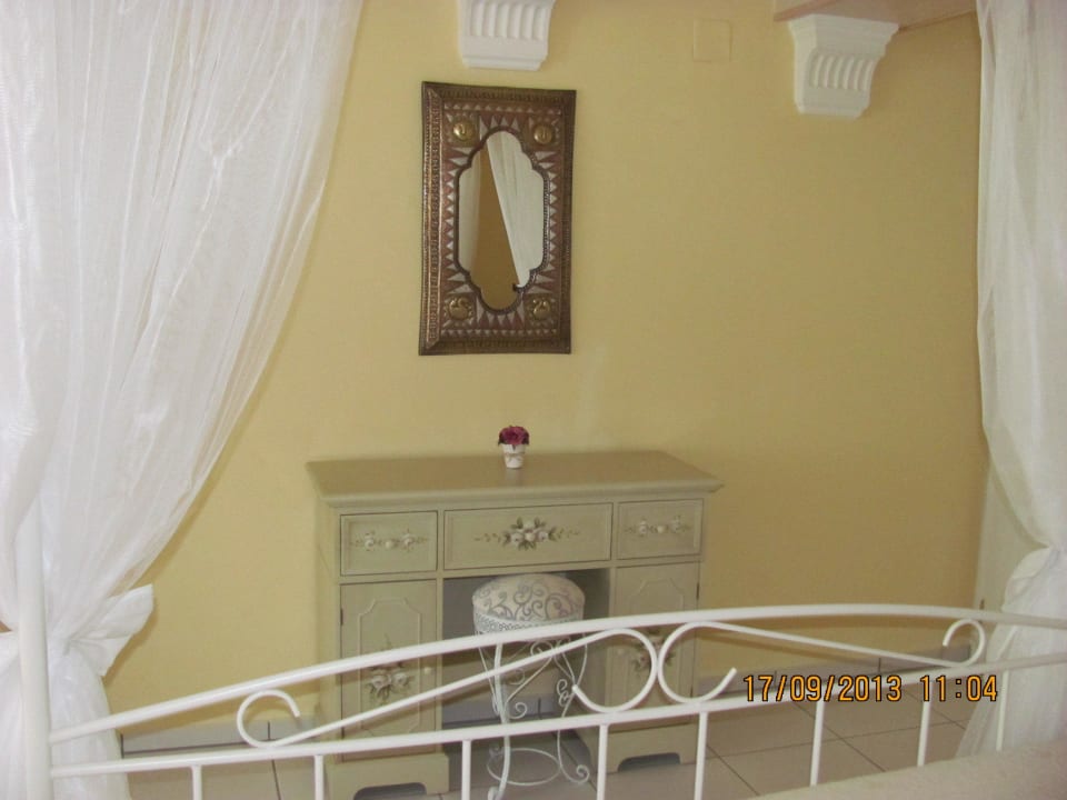 Luxus-Apartment Bavaria - Schlafzimmer Apartment Storchenfärbe