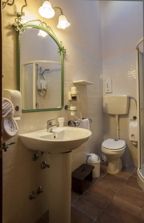 Bagno  Hotel Mons Major Relais