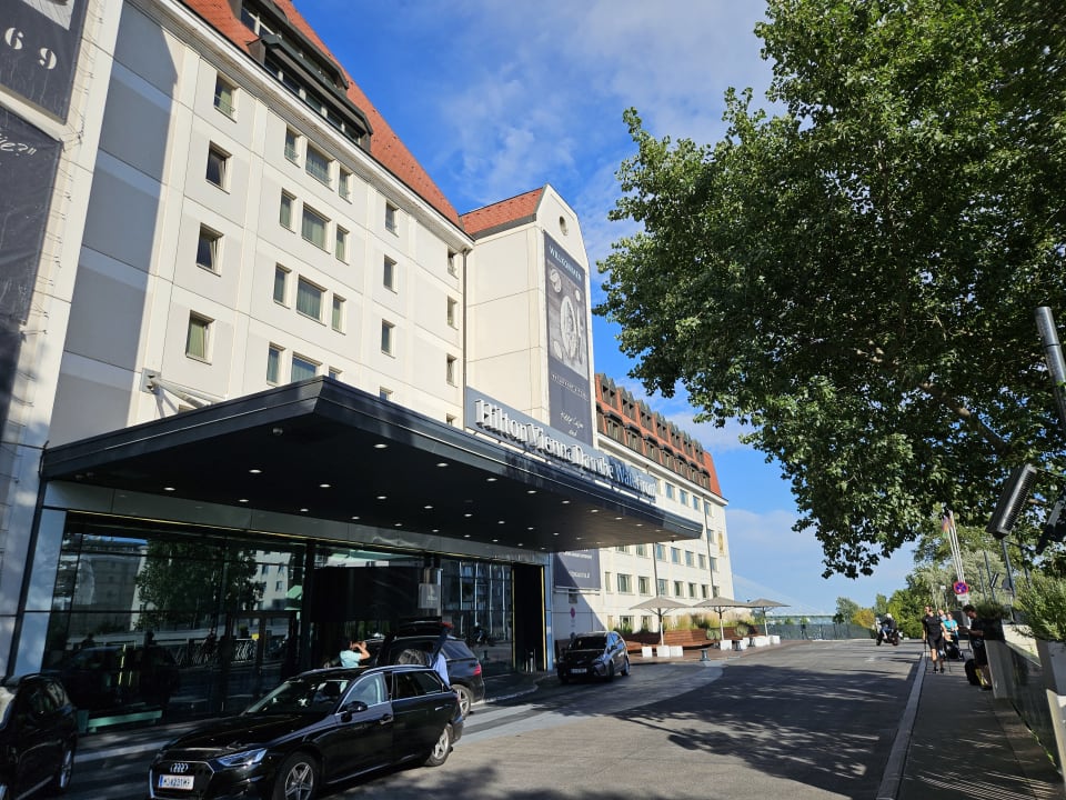 Außenansicht Hilton Vienna Waterfront
