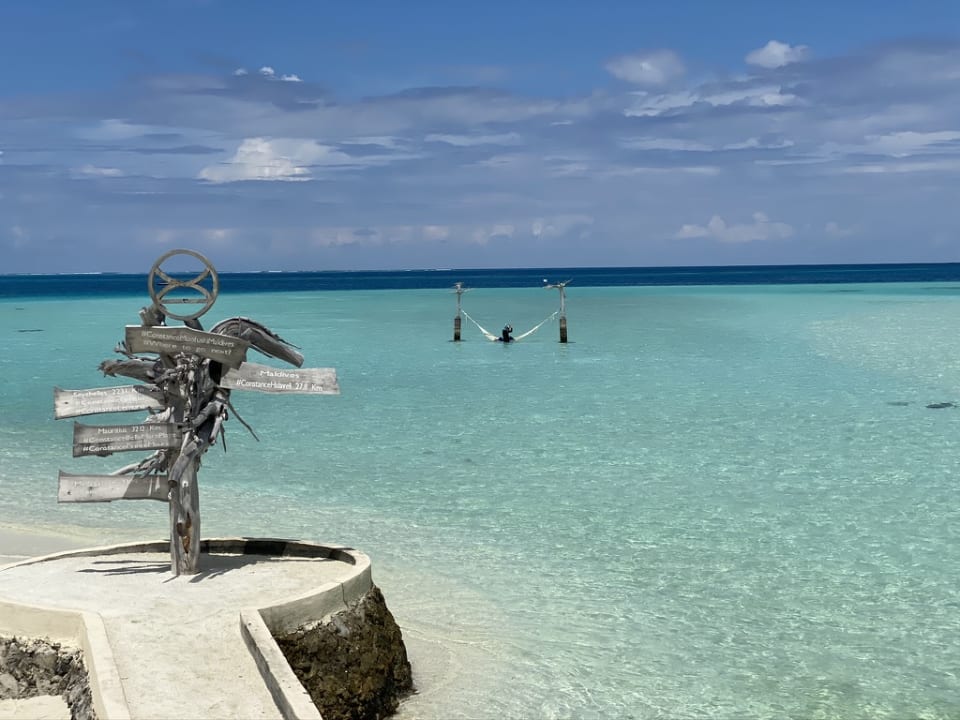 Strand Constance Moofushi Maldives