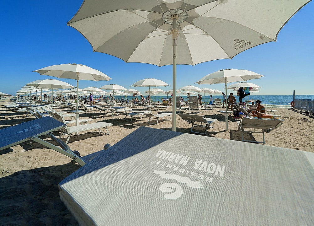 Spiaggia privata Residence Nova Marina