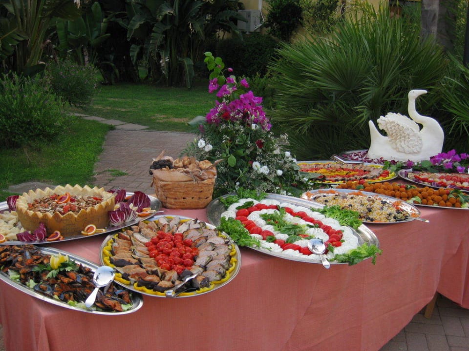 Abend in Saus und Braus Falkensteiner Club Funimation Garden Calabria