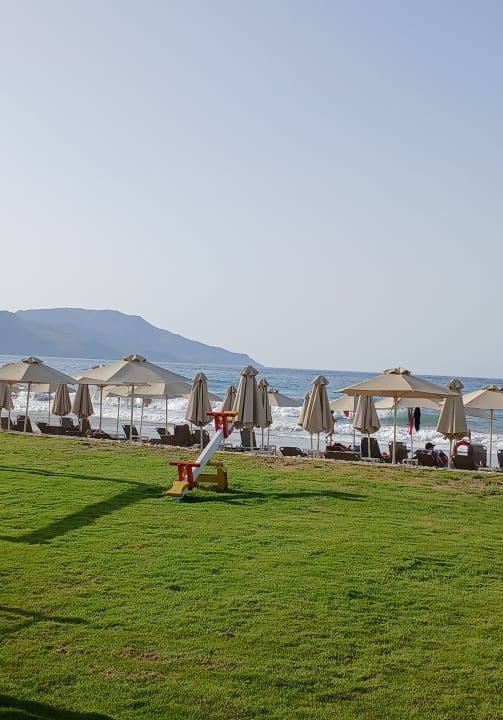 Strand Vantaris Luxury Beach Resort