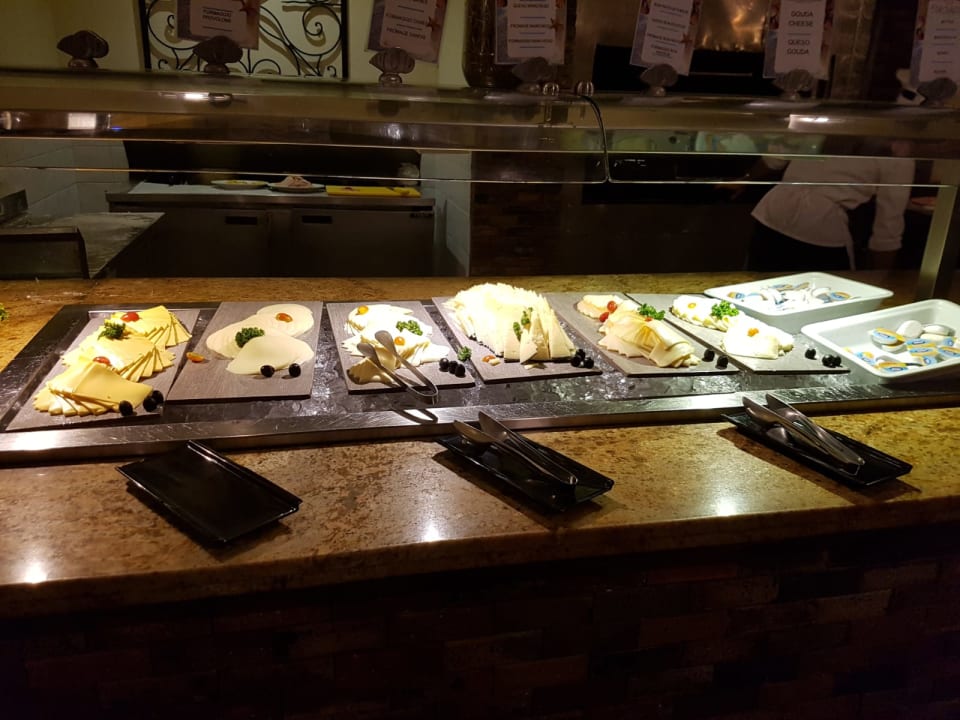 Gastro Dreams La Romana Resort & Spa