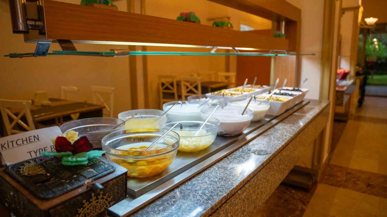 Gastro İncekum West Hotel