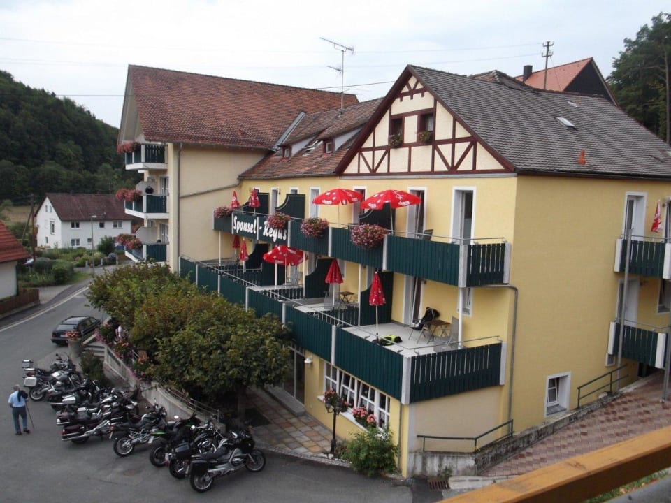 Außenansicht Landhaus Sponsel-Regus