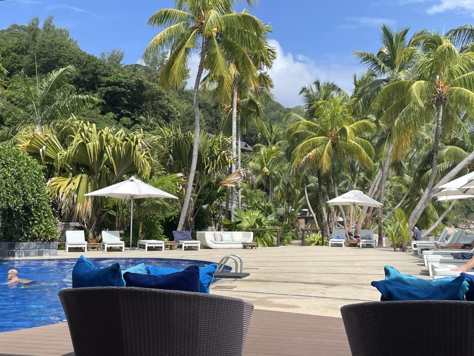 Pool The Coco de Mer Hotel & Black Parrot Suites