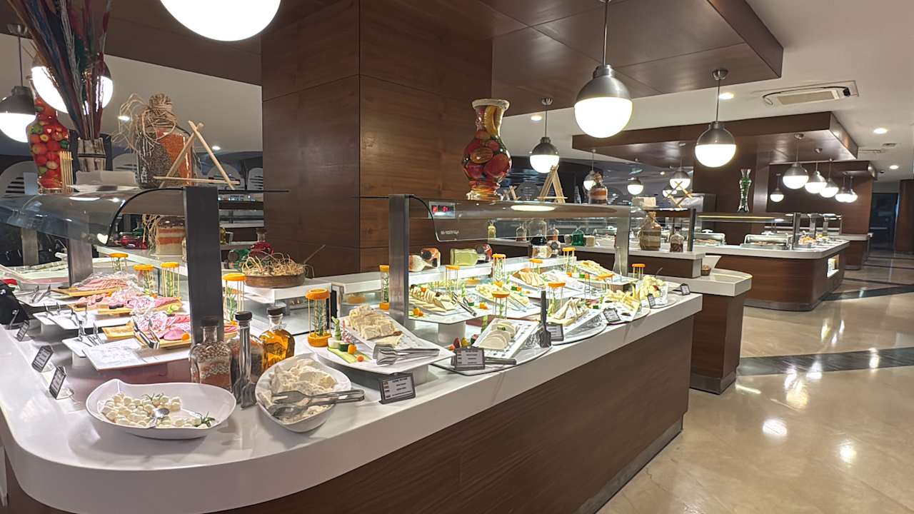 Gastro Sunmelia Beach Resort
