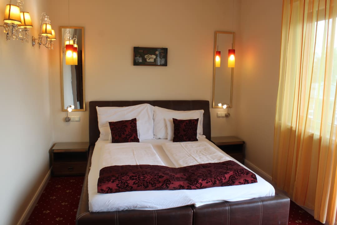 Zimmer Hotel Al Faro Lodge